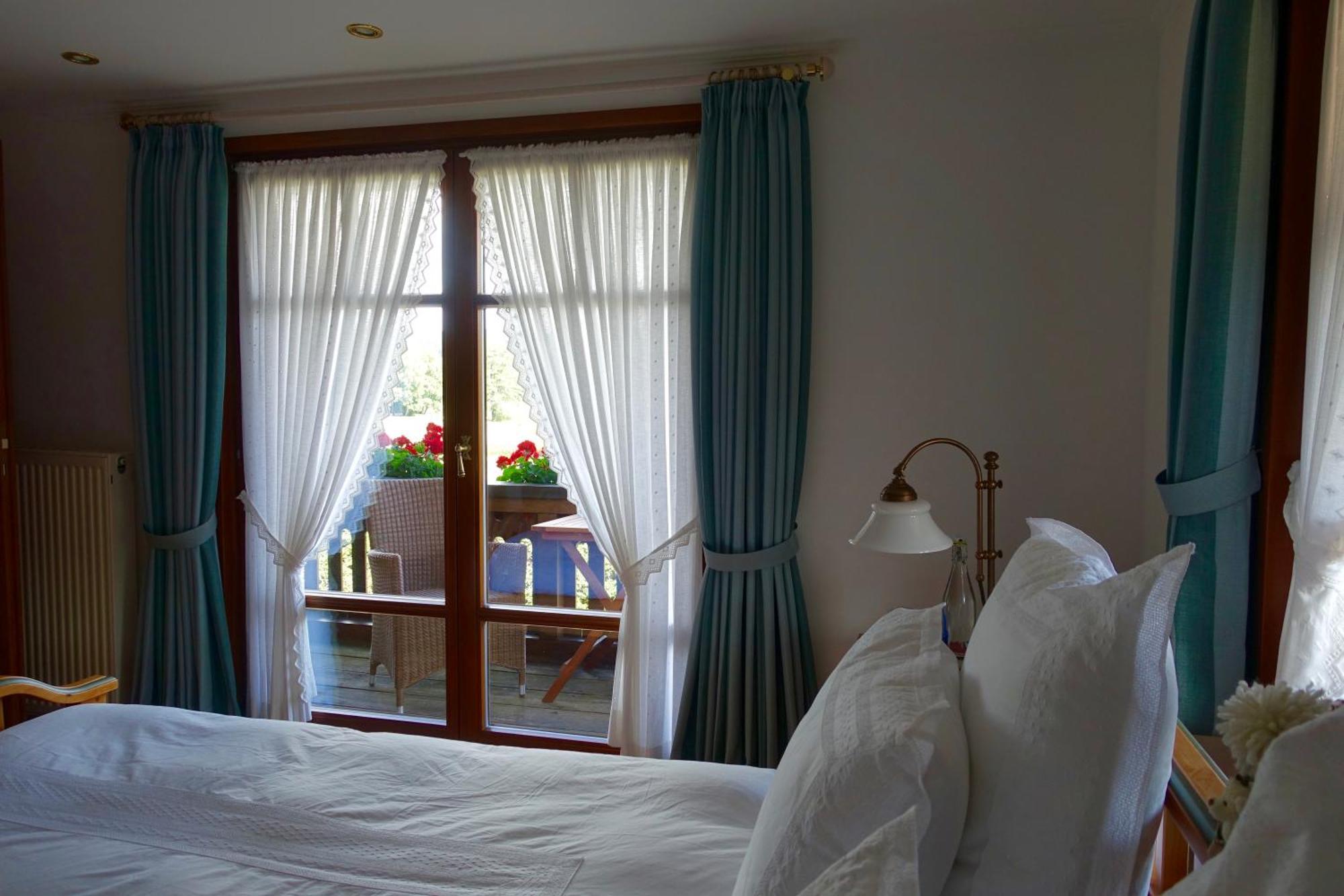 Hollhouse - Bed & Breakfast 欣特察尔滕 外观 照片